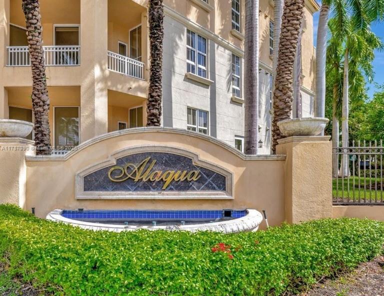 3001 NE 185th St in Aventura, FL - Building Photo