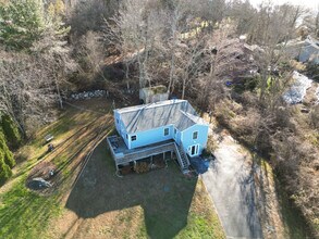 58 Economy Dr in Westbrook, CT - Building Photo - Building Photo