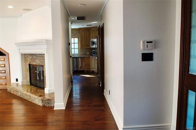 5235 San Feliciano Dr in Los Angeles, CA - Building Photo - Building Photo