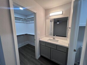 15538 Towerwood Dr in Conroe, TX - Building Photo - Building Photo