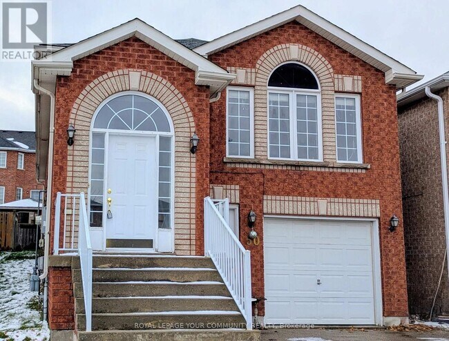 50 Smith St in Bradford West Gwillimbury, ON - Building Photo - Building Photo