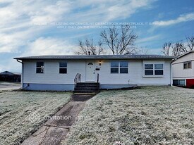 334 E Center St in Glenwood, IL - Building Photo