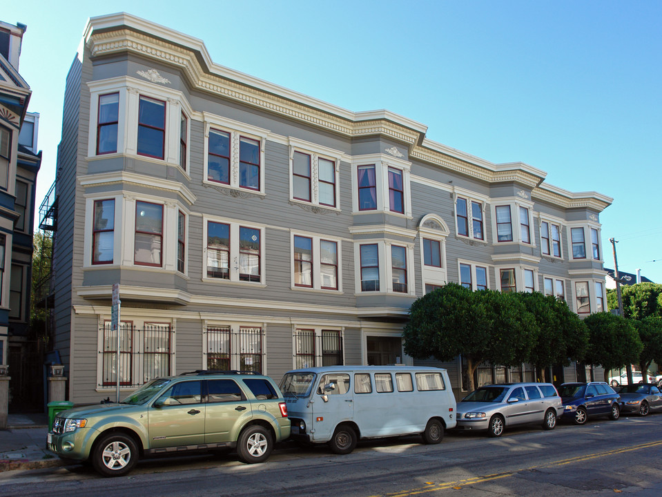 1585 Waller in San Francisco, CA - Building Photo