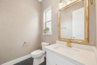 3002 Zenia Dr in Dallas, TX - Building Photo - Building Photo