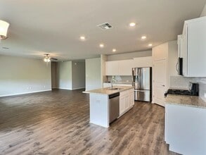 4667 Teallach Way in Lake Charles, LA - Building Photo - Building Photo