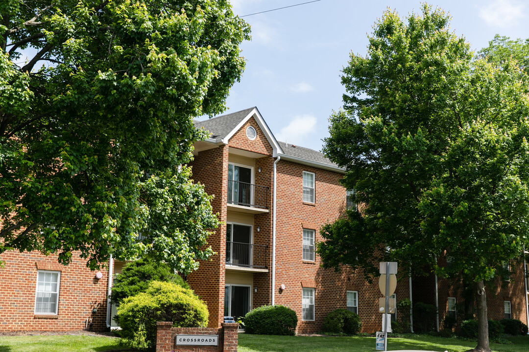 The Crossroads in Charlottesville, VA - Building Photo