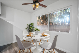 1132 Coronado Ter in Los Angeles, CA - Building Photo - Building Photo