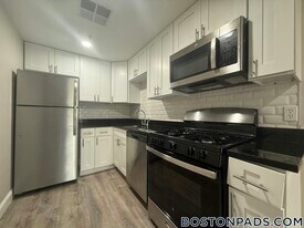 21 Kenmar Dr in Billerica, MA - Building Photo