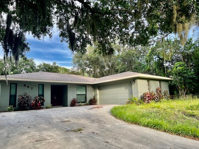 property at 627 Alligator Dr