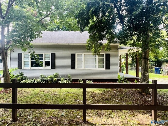 3214 Clopton St SW in Huntsville, AL - Building Photo - Building Photo