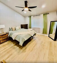 829 Cambridge Dr in Stockton, CA - Building Photo - Building Photo