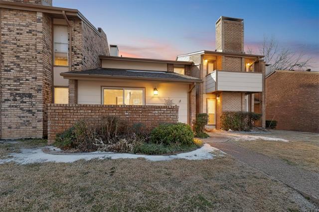 property at 2018 Warnford Pl