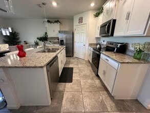10588 SW Toren Wy in Port St. Lucie, FL - Building Photo - Building Photo