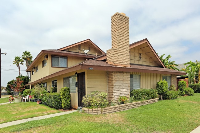 13401 Palm St in Garden Grove, CA - Building Photo - Building Photo