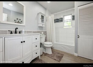 27 Lowell St in Bethpage, NY - Building Photo - Building Photo