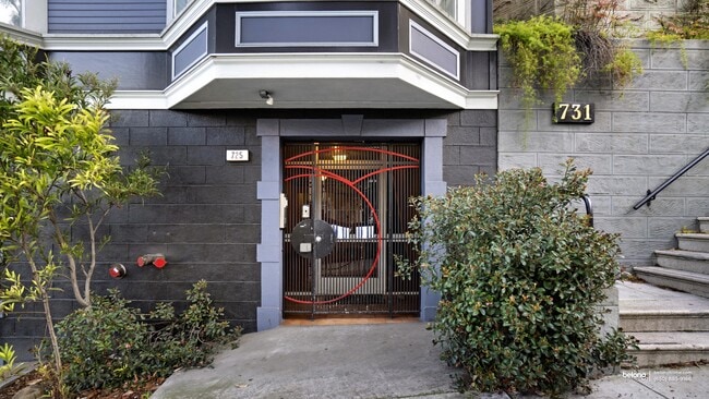 property at 725 Fell St