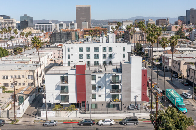 941 Fedora St in Los Angeles, CA - Foto de edificio - Building Photo