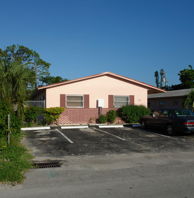 821 NW 1st Ave in Fort Lauderdale, FL - Building Photo - Building Photo