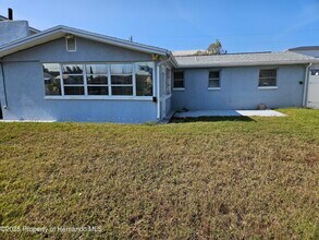 13240 Starfish Dr in Hudson, FL - Building Photo - Building Photo