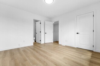 11630-122 122 St NW in Edmonton, AB - Building Photo - Building Photo