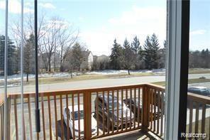 954 Bloomfield Village Blvd in Auburn Hills, MI - Building Photo - Building Photo