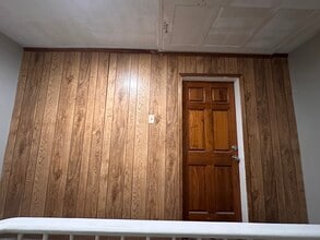 2164 Jackson St, Unit 2 in Dubuque, IA - Building Photo - Building Photo