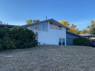 property at 1221 La Veta Way