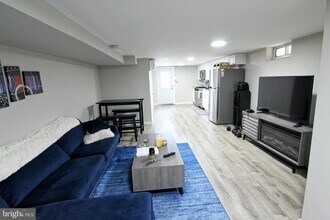 120 W 2nd Ave, Unit 1 in Conshohocken, PA - Building Photo - Building Photo