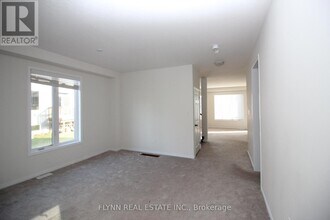 7804 Juneberry Dr in Niagara Falls, ON - Building Photo - Building Photo