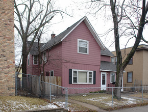 3043 Grand Ave S in Minneapolis, MN - Building Photo - Building Photo