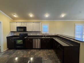 6717 92nd St in Lubbock, TX - Building Photo - Building Photo