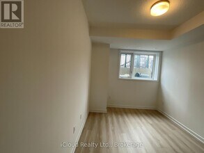 25 Palace St in Kitchener, ON - Building Photo - Building Photo