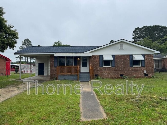 property at 517 Lincoln Dr