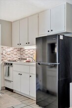 483 E Shore Dr in Clearwater, FL - Building Photo - Building Photo