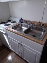 518 11th St, Unit W5 in Rawlins, WY - Foto de edificio - Building Photo