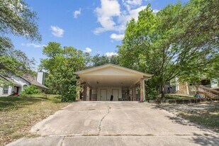 8108 Dunn St in Austin, TX - Building Photo