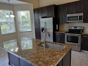 5671 Sunberry Cir in Fort Pierce, FL - Building Photo - Building Photo