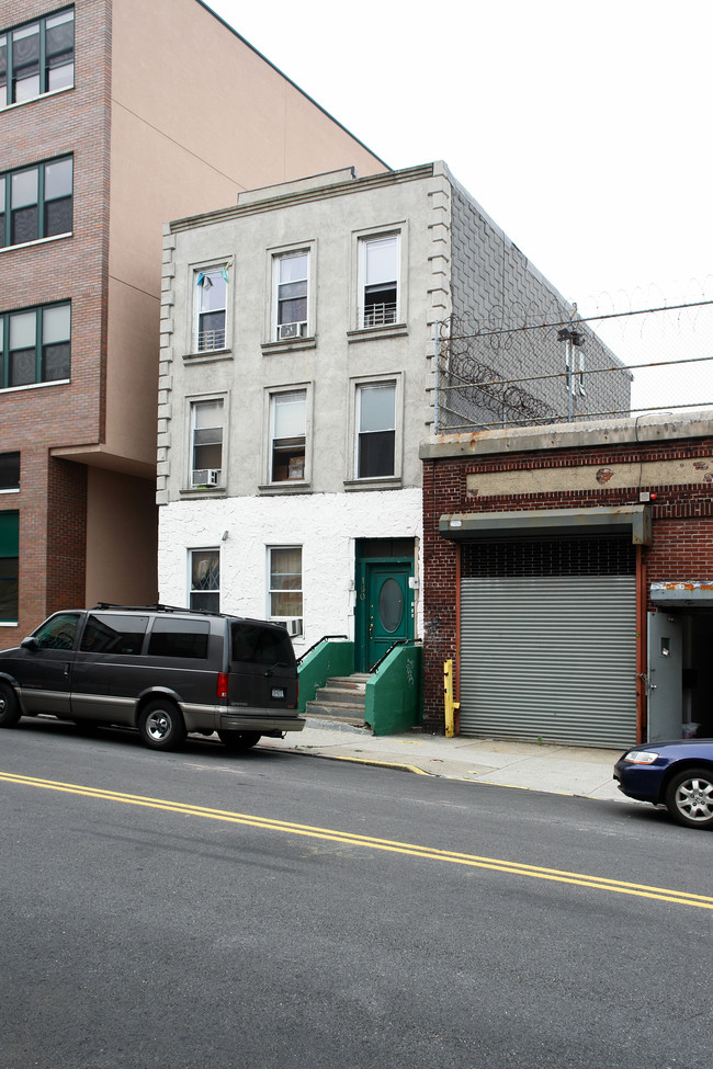 160 20th St in Brooklyn, NY - Building Photo - Building Photo