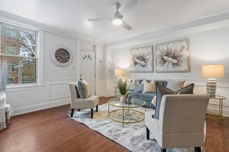 810 4th St NE in Washington, DC - Building Photo - Building Photo