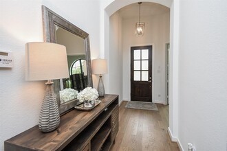 518 Bedias Creek Dr in Conroe, TX - Building Photo - Building Photo