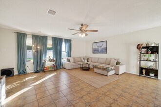 3326 Zephyr Glen Way in Houston, TX - Building Photo - Building Photo