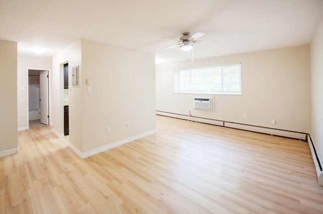 1080 Moncton Av in Winnipeg, MB - Building Photo - Building Photo