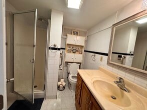 11 Columbus Ave, Unit Garden in Somerville, MA - Building Photo - Building Photo