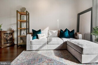 919 Florida Ave NW-Unit -603 in Washington, DC - Building Photo - Building Photo