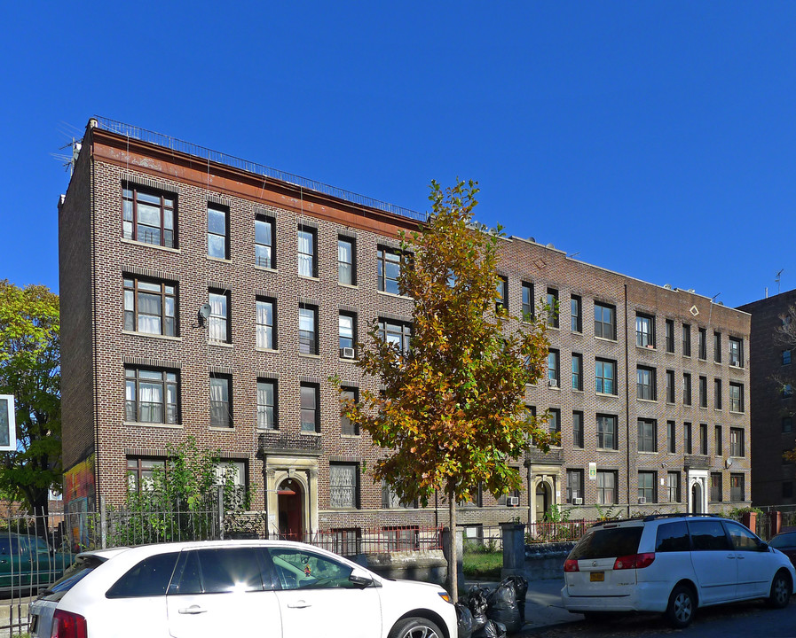 33 Lenox Rd in Brooklyn, NY - Building Photo