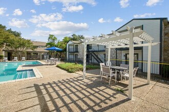 Highland Ridge in San Antonio, TX - Foto de edificio - Building Photo