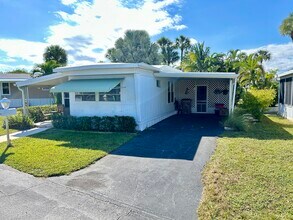 425 Bougainvilla Dr in Deerfield Beach, FL - Building Photo - Building Photo