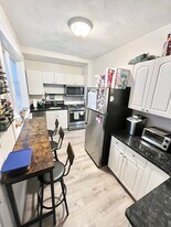 1109 Boylston St, Unit 12 in Boston, MA - Building Photo