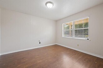 808 Thompson Dr in Saginaw, TX - Building Photo - Building Photo