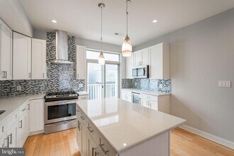 2322 Alter St in Philadelphia, PA - Building Photo - Building Photo